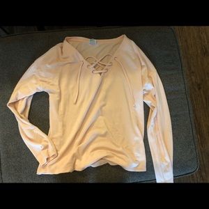 Long sleeve/crew neck sweatshirt
